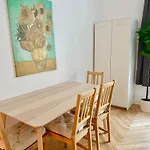 Central Renovated Apartment With Balcony